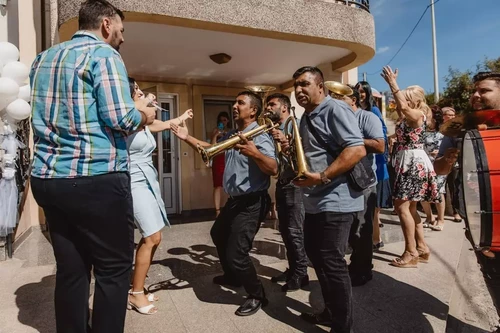 Trubači Budva na veselju