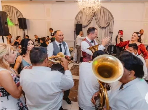 Trubači Budva na veselju